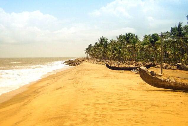 cheraibeachkochi-636x426